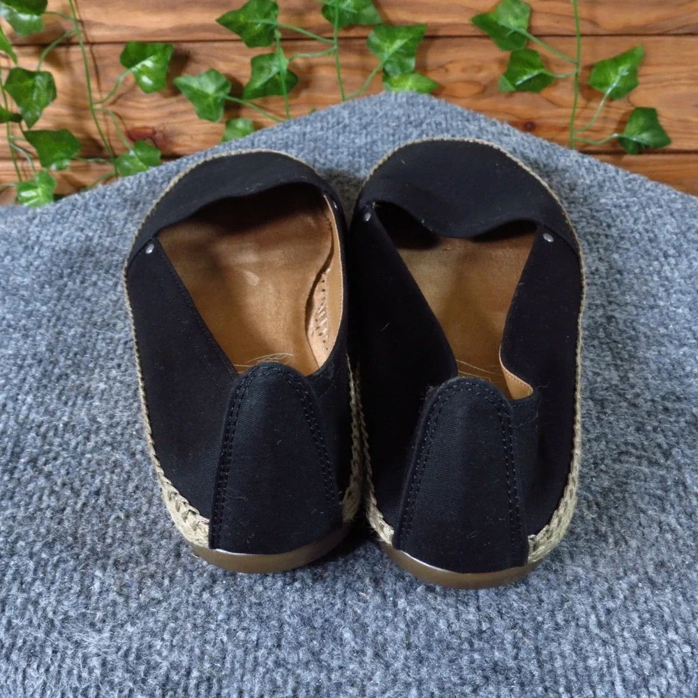 AEROSOLES blend closure